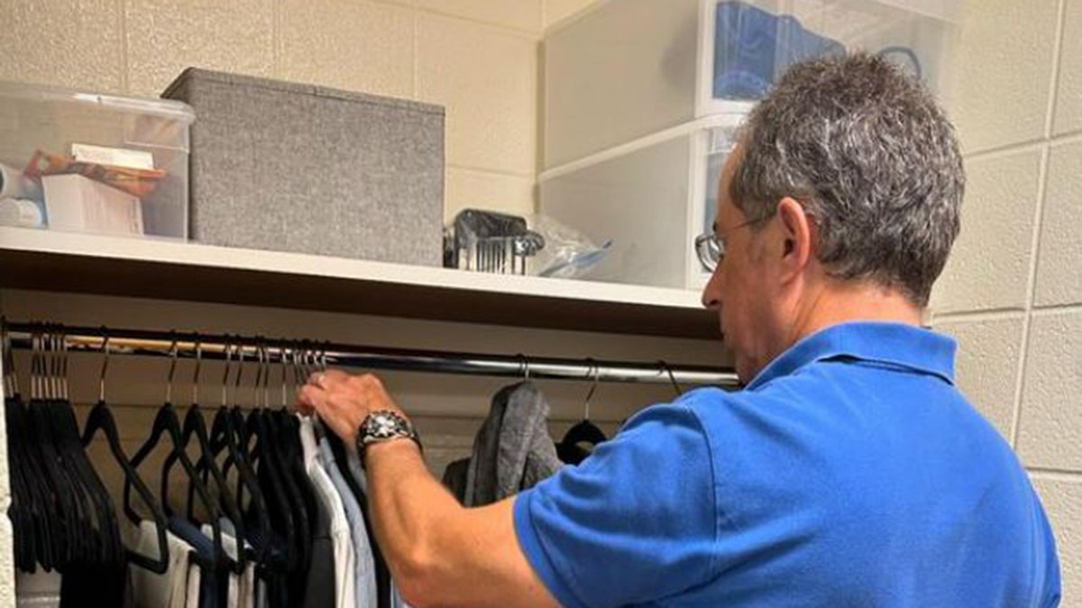 Jerry Seinfeld sorting son's dorm closet