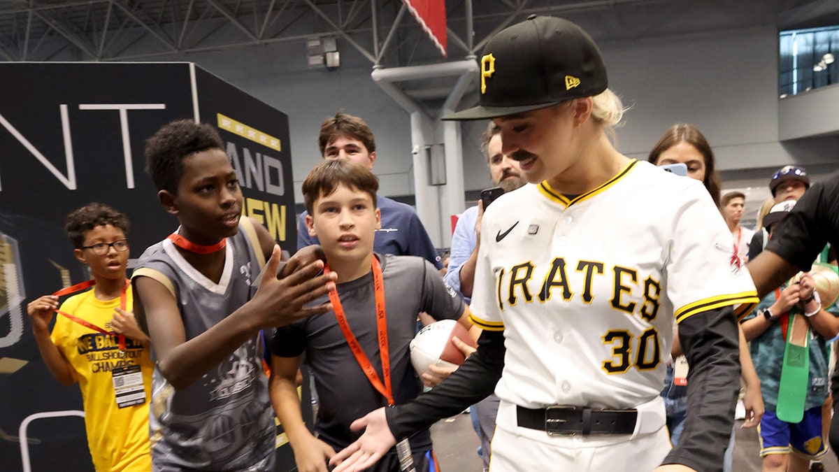 Livvy Dunne in pirates uniform