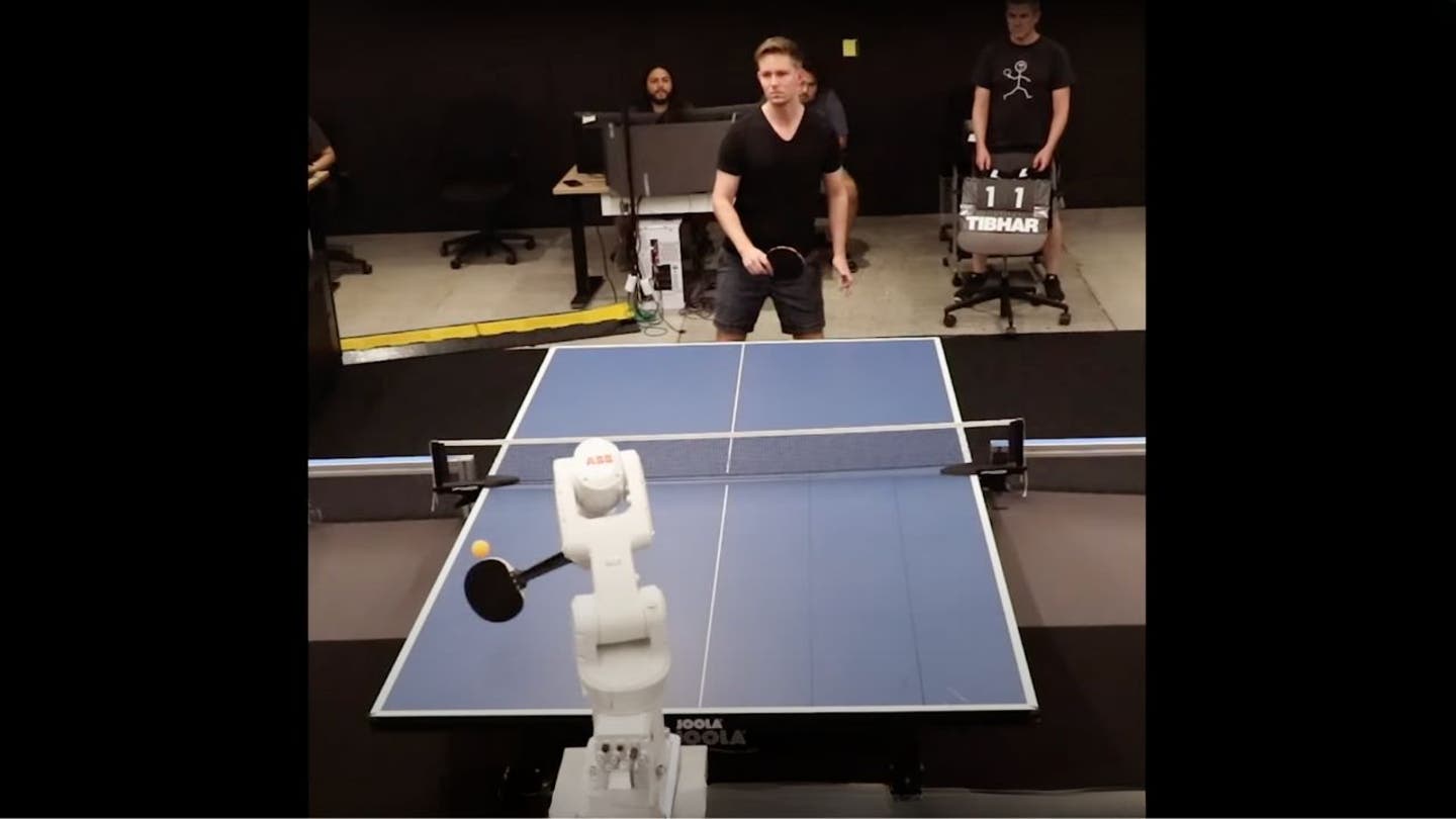 3 Dont have anyone to play ping pong with No problem with this robot