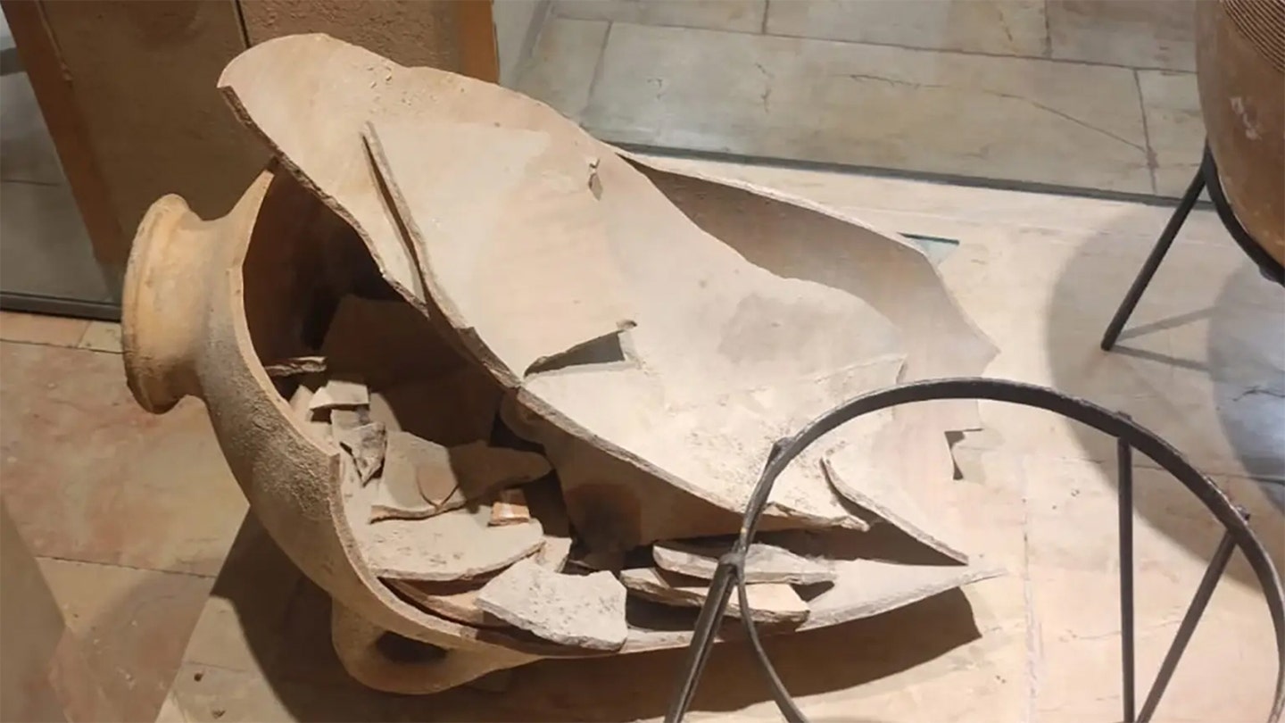 Ancient Tombs Unearthed in Egypt, Shattered Bronze Age Jar in Haifa Museum