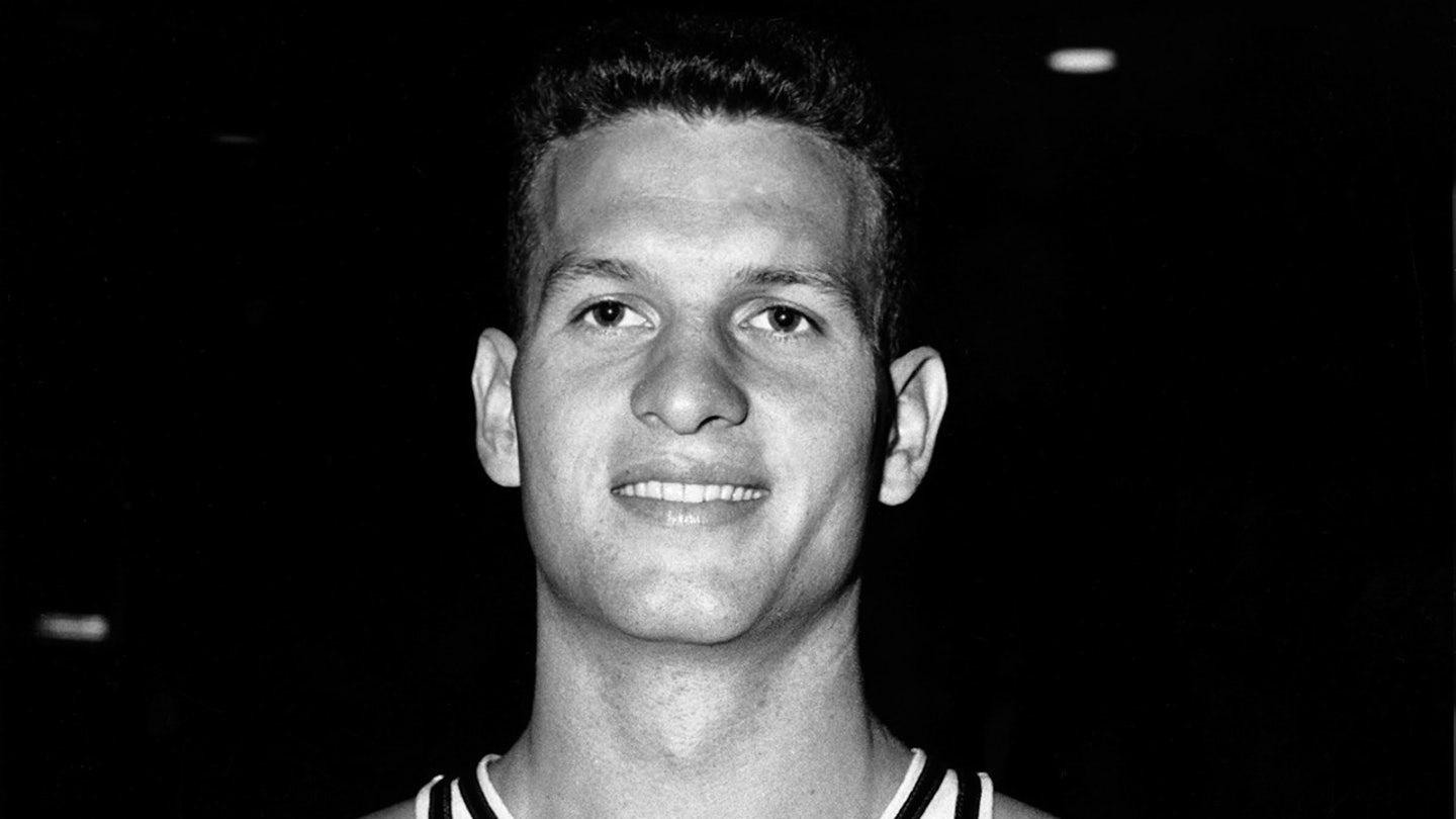 Frank Selvy: 100-Point Game Legend and NBA Star Passes Away at 91