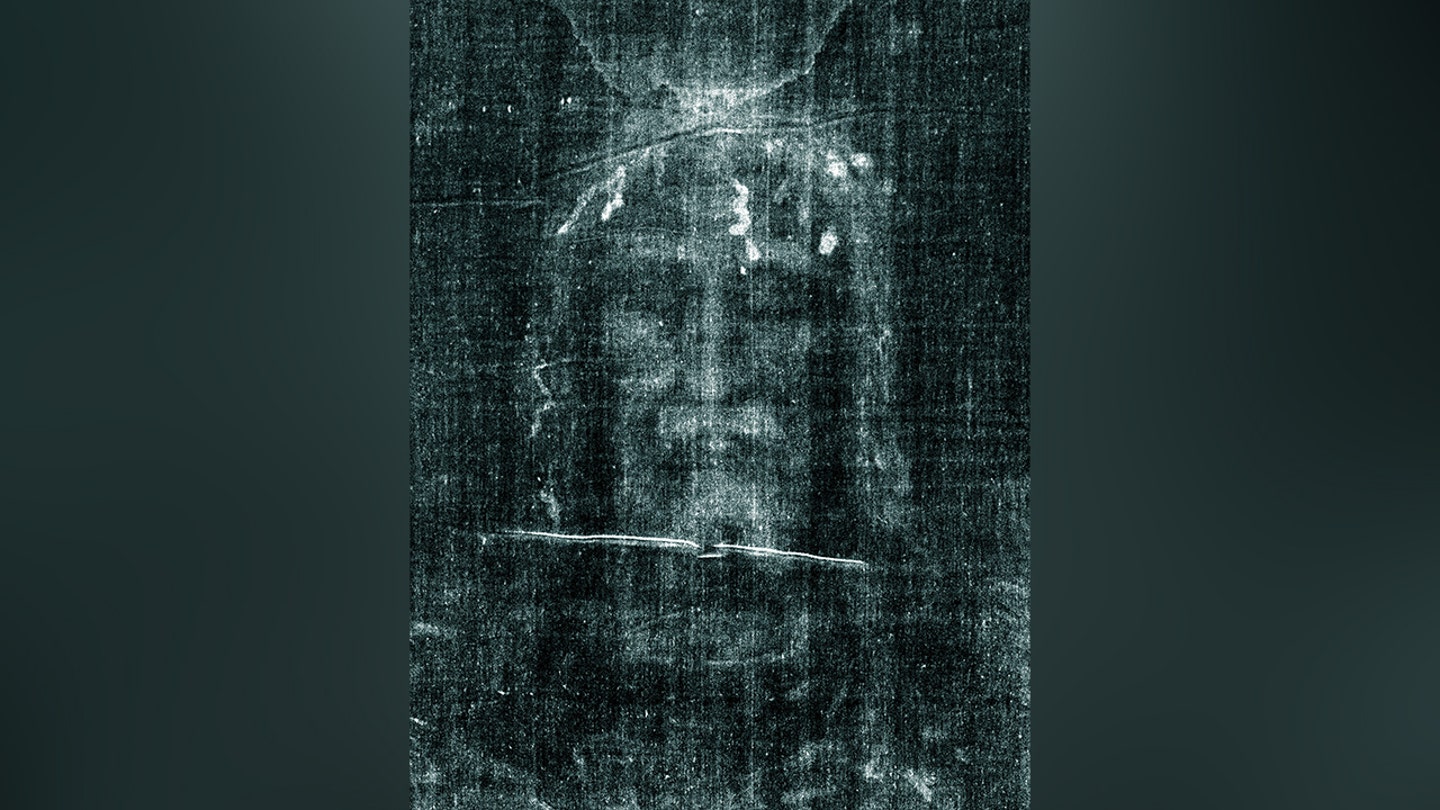 Shroud of Turin: New Findings Suggest Authenticity as 2,000-Year-Old Relic