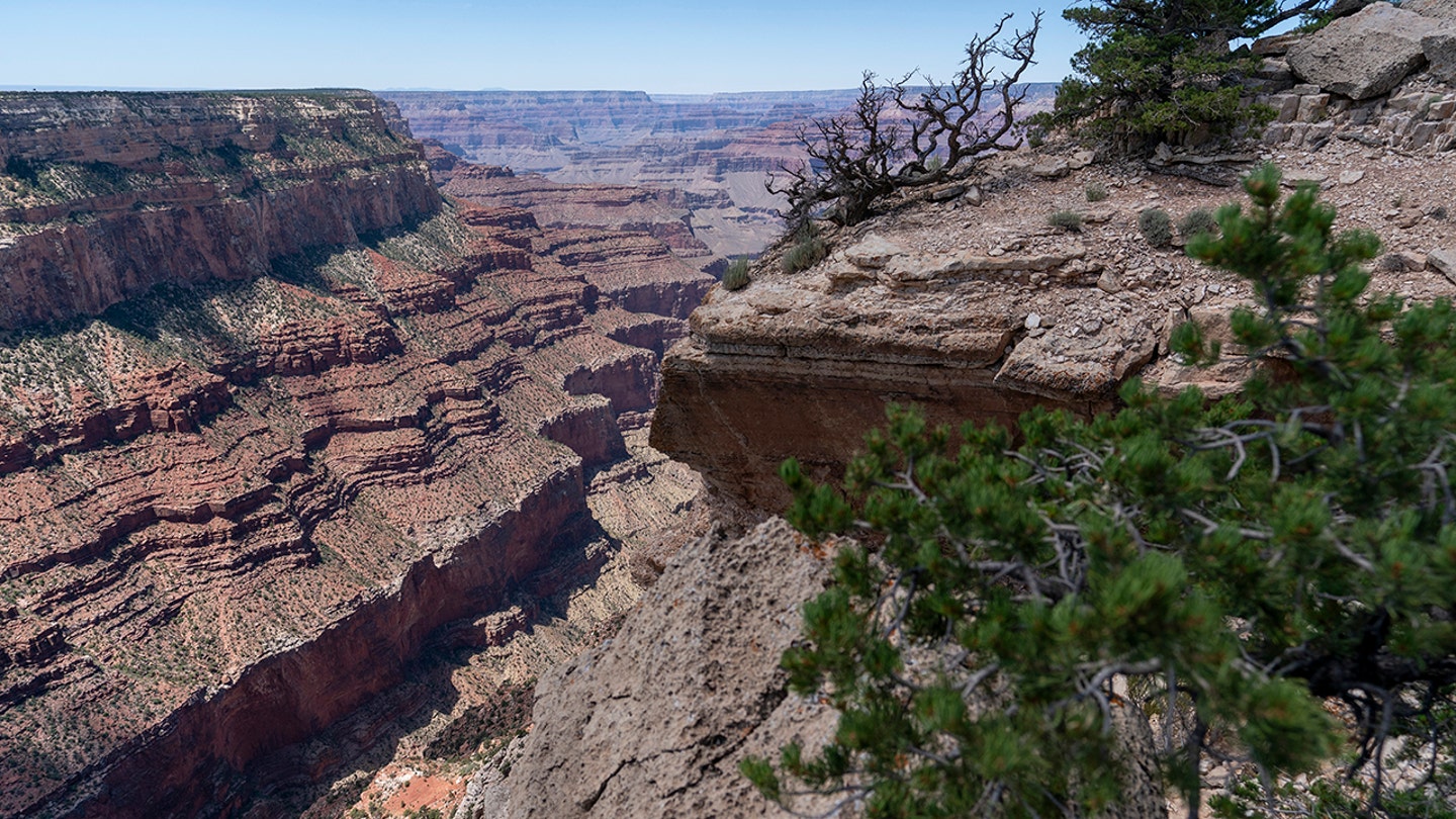 Grand Canyon Hotels Close for Overnight Stays Amid Pipeline Breakages