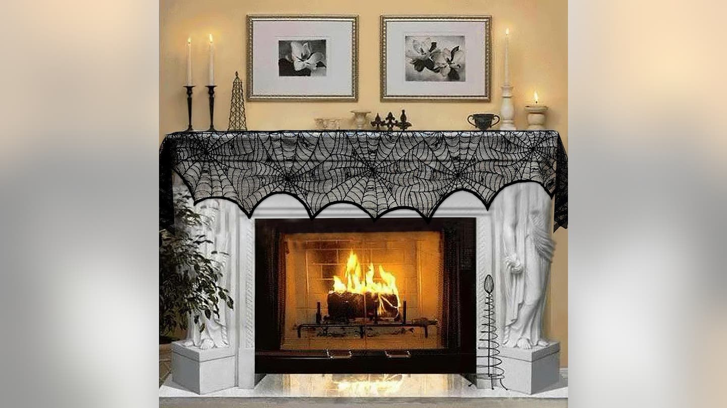 Spooky Halloween Accent Pieces to Create a Festive Atmosphere