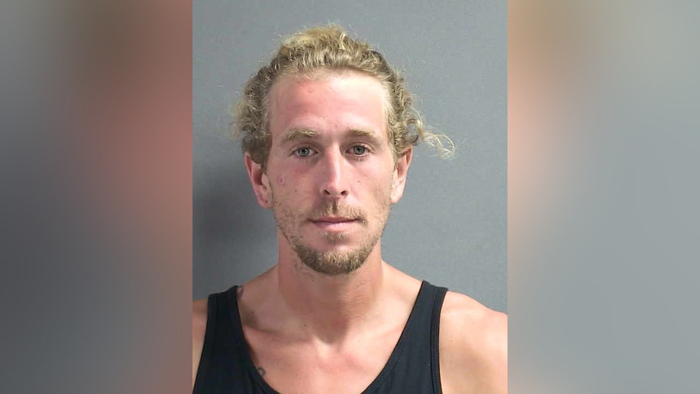 Foolish Felon Arrested at Florida Courthouse with Stolen Gun and Meth