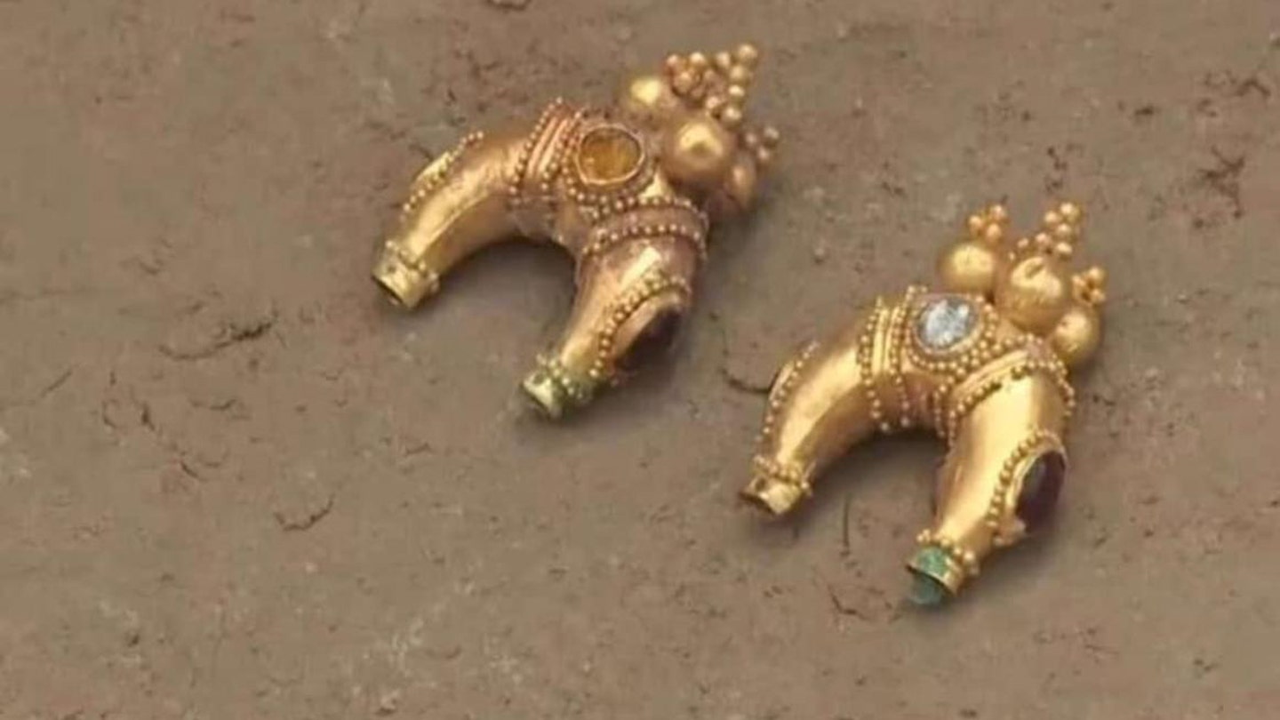 Ancient Artifacts Unearthed in Kazakhstan Burial Mound