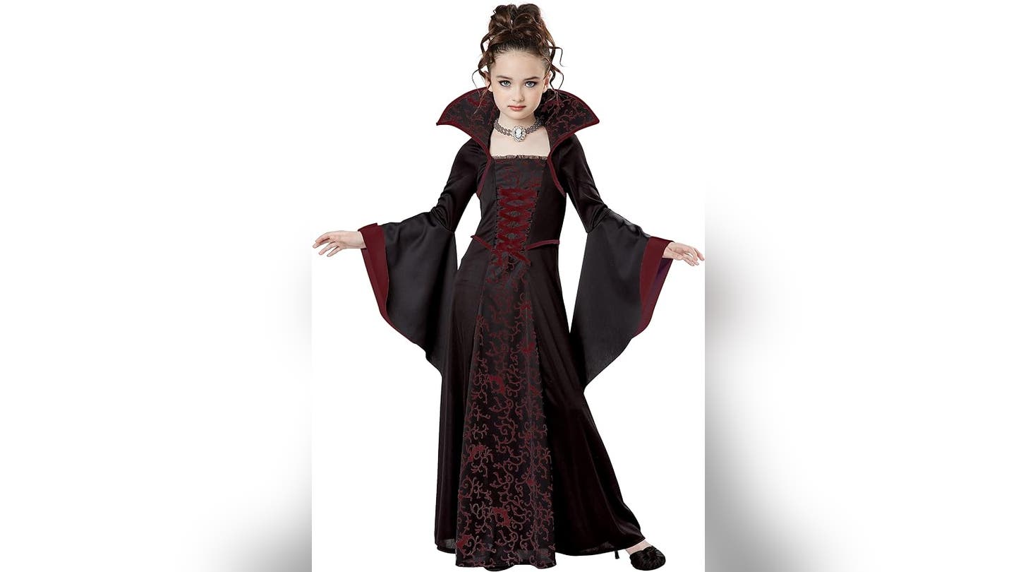 Trick or Treat with Style: Spooktacular Halloween Costume Trends