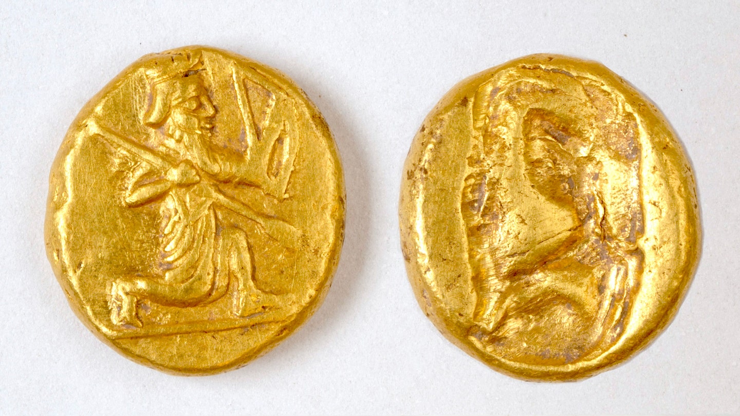 Ancient Gold Coins Discovery Sheds Light on Persian Empire's History