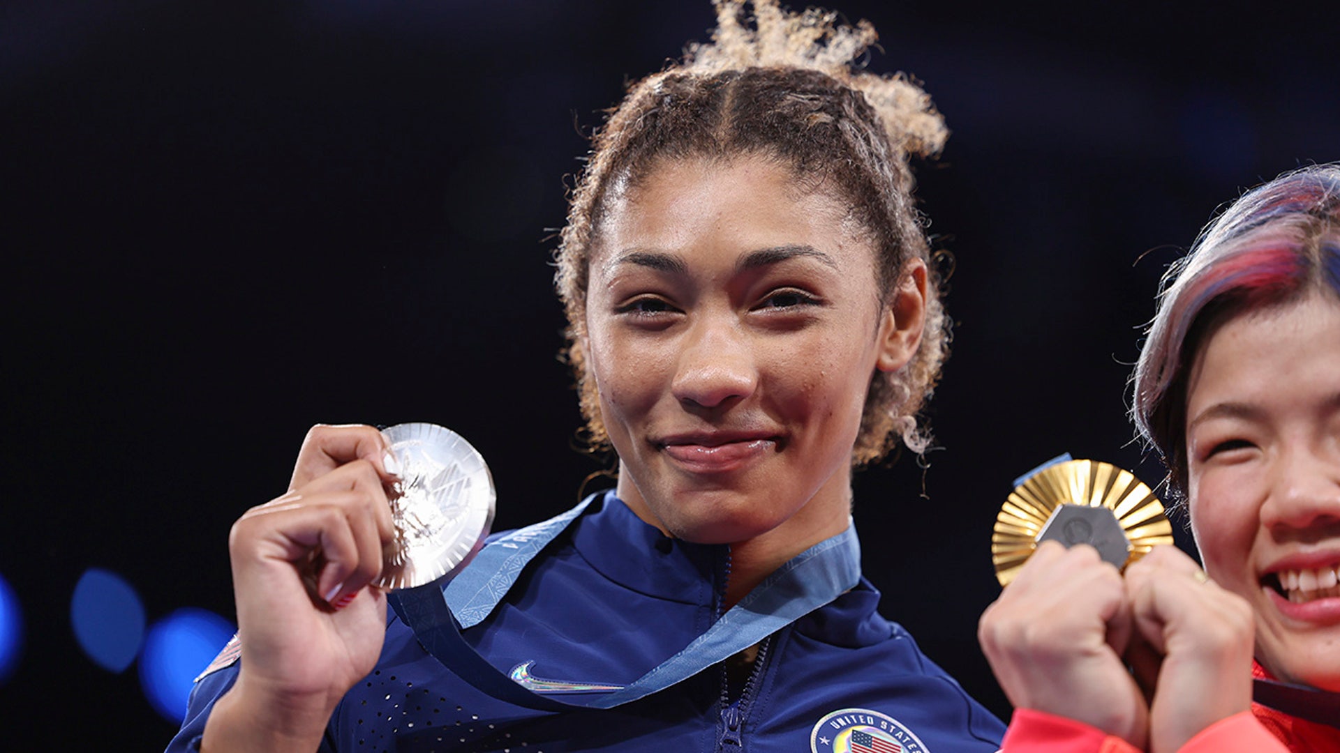 Kennedy Blades with the silver medal