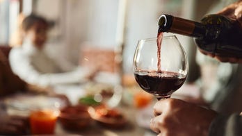 Can red wine in moderation boost brain and heart health? Some experts still say yes