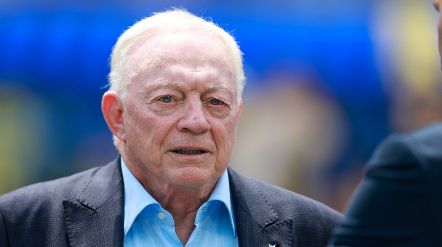 Jerry Jones criticizing Mike McCarthyâ€™s play design is "hot garbage" | First Things First