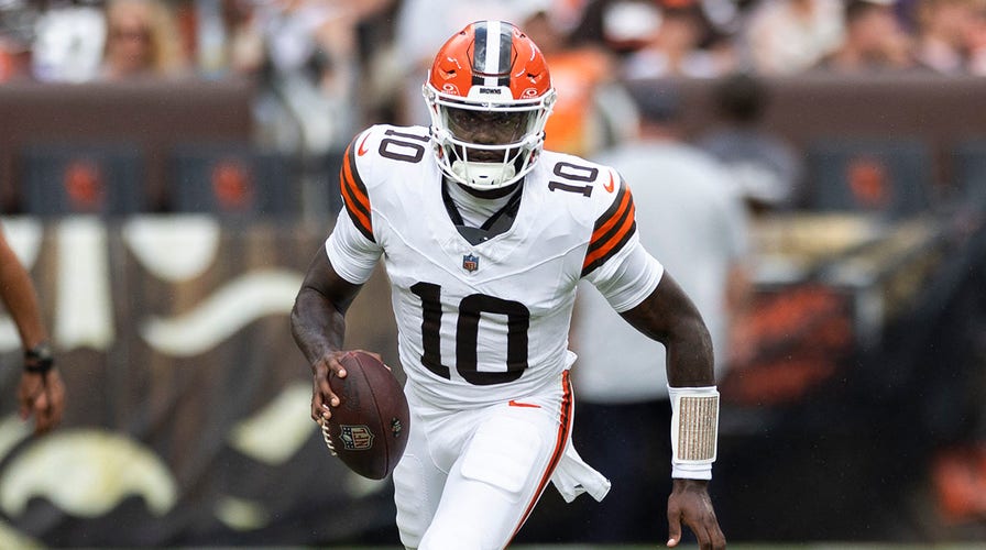 Browns release Pro Bowl quarterback Tyler Huntley after initially making roster