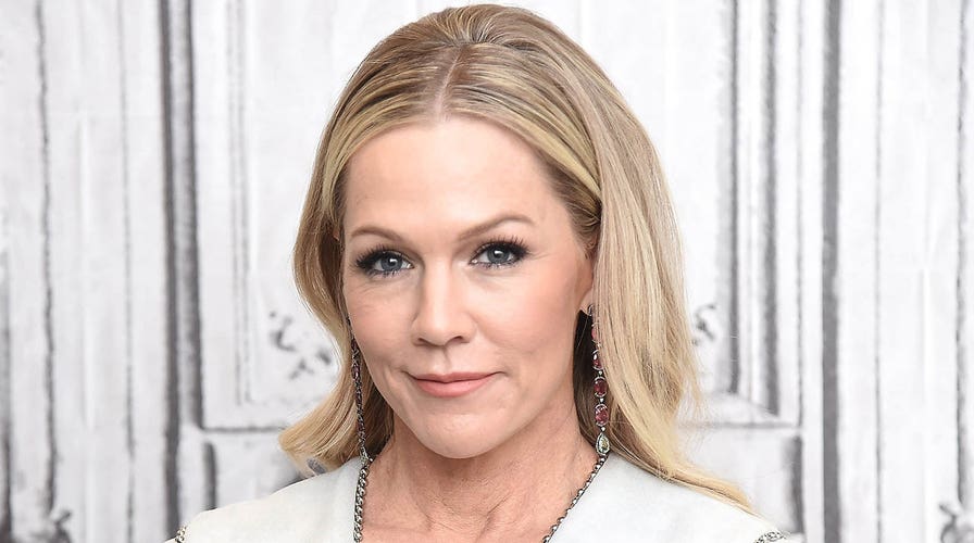  ‘90210’ star Jennie Garth says she ‘definitely would not’ allow her daughters to pursue acting when they were young