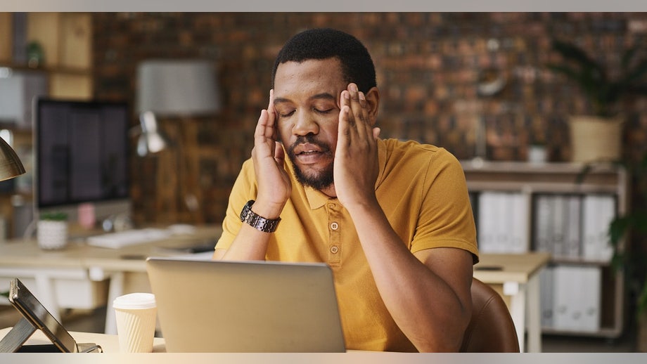 One toxic behavior kills relationships, happiness expert warns