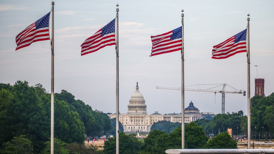 Reporter’s Notebook: What a ‘yacht rock’ summer looks like on Capitol Hill