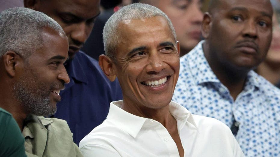 Obama takes subtle swipe at Vance while praising Walz as 'ideal' Harris running mate