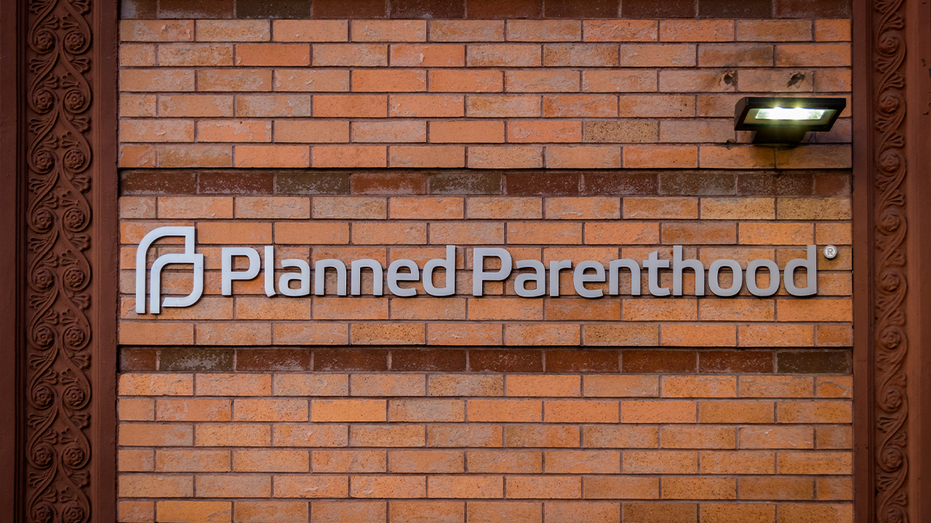 Planned Parenthood to close four health centers in New York due to financial woes