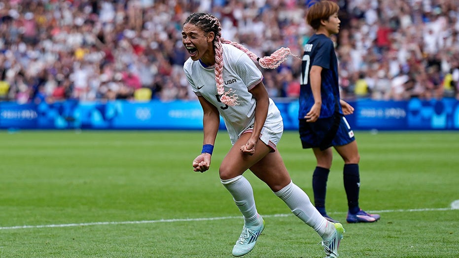 United States women’s soccer advances to Olympics semifinal with extra-time win over Japan