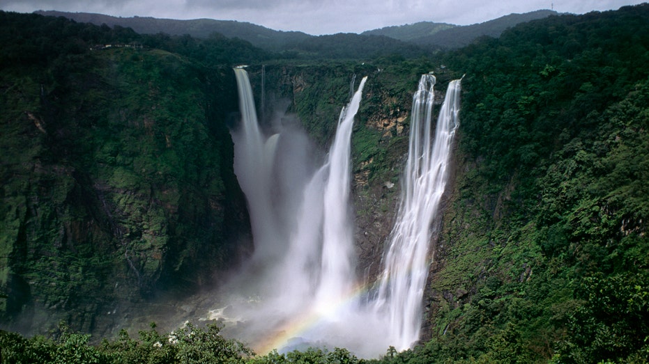 India’s tallest waterfall, Kunchikal Falls, is a picturesque oasis, cascades nearly 1,500 feet