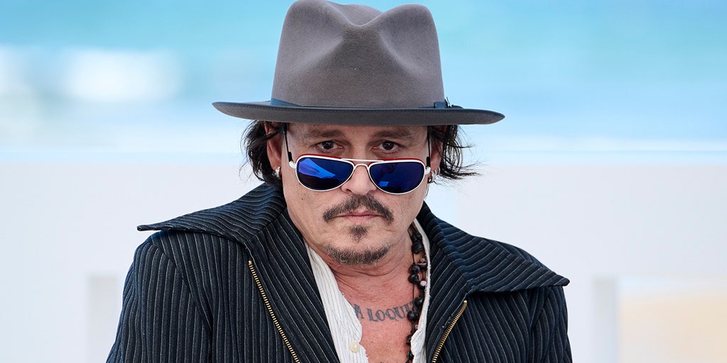 Johnny Depp on fighting domestic abuse allegations 'to the bitter end' | Fox News