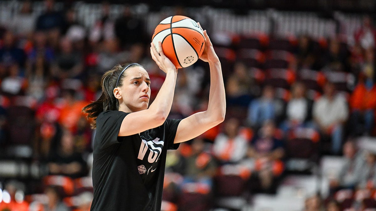 Caitlin Clark gives surprising answer when asked about 'signature moment' from rookie season  at george magazine