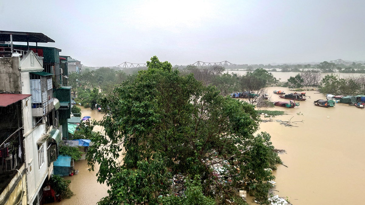 Inundaciones tras el paso del tifón Yagi en Hanoi