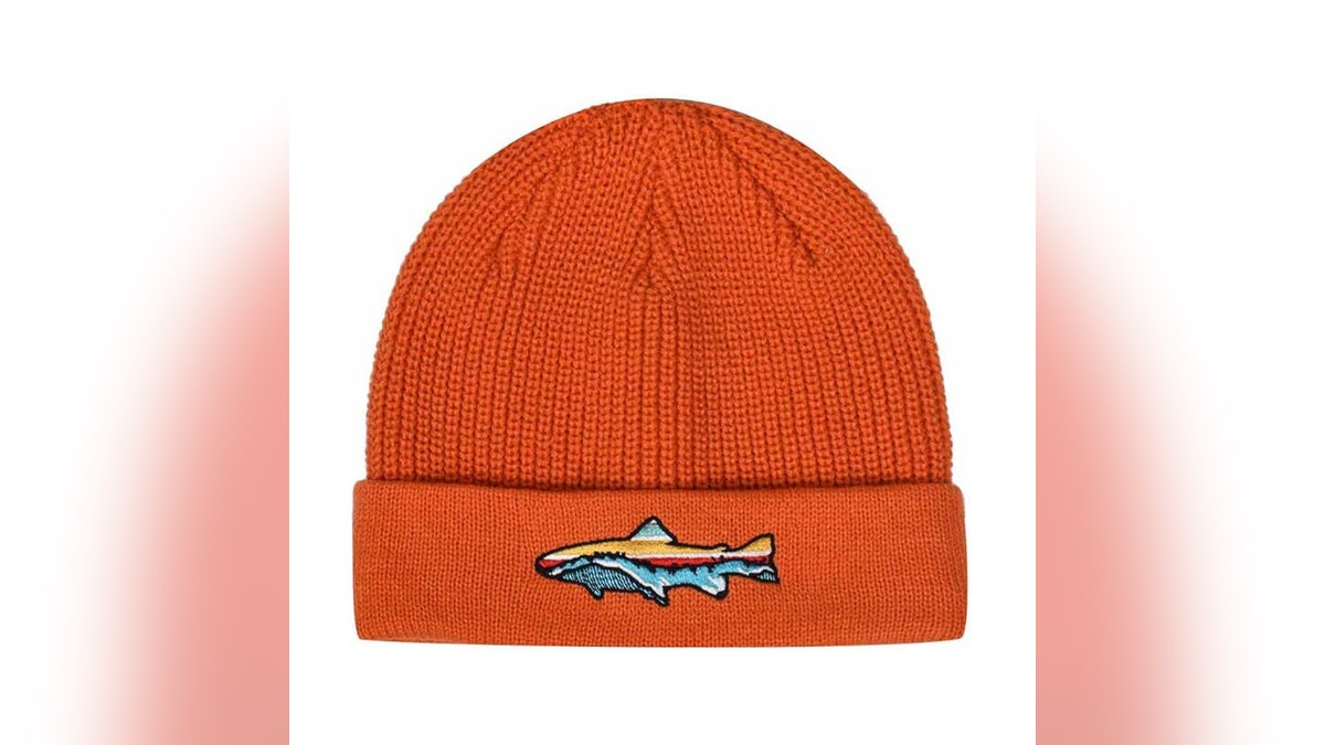 Stay warm and look great in this beanie. 