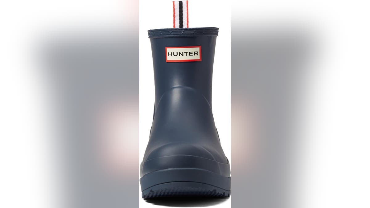 Hunter boots are simple, effective rain boots.?