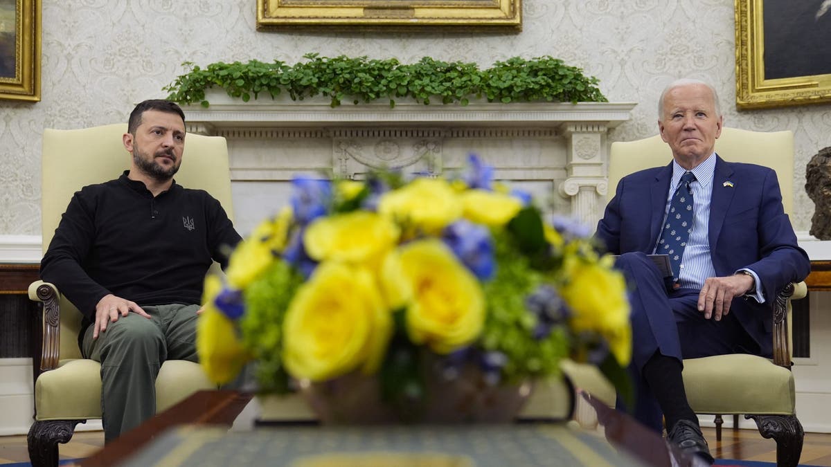 El presidente Joe Biden se reúne con el presidente de Ucrania Volodymyr Zelenskyy en el Despacho Oval de la Casa Blanca en Washington, el jueves 26 de septiembre de 2024. 