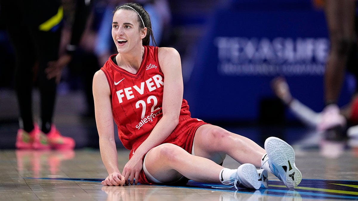 Caitlin Clark struggles to 'control emotions' after taking hits, not getting fouls called | Fox News