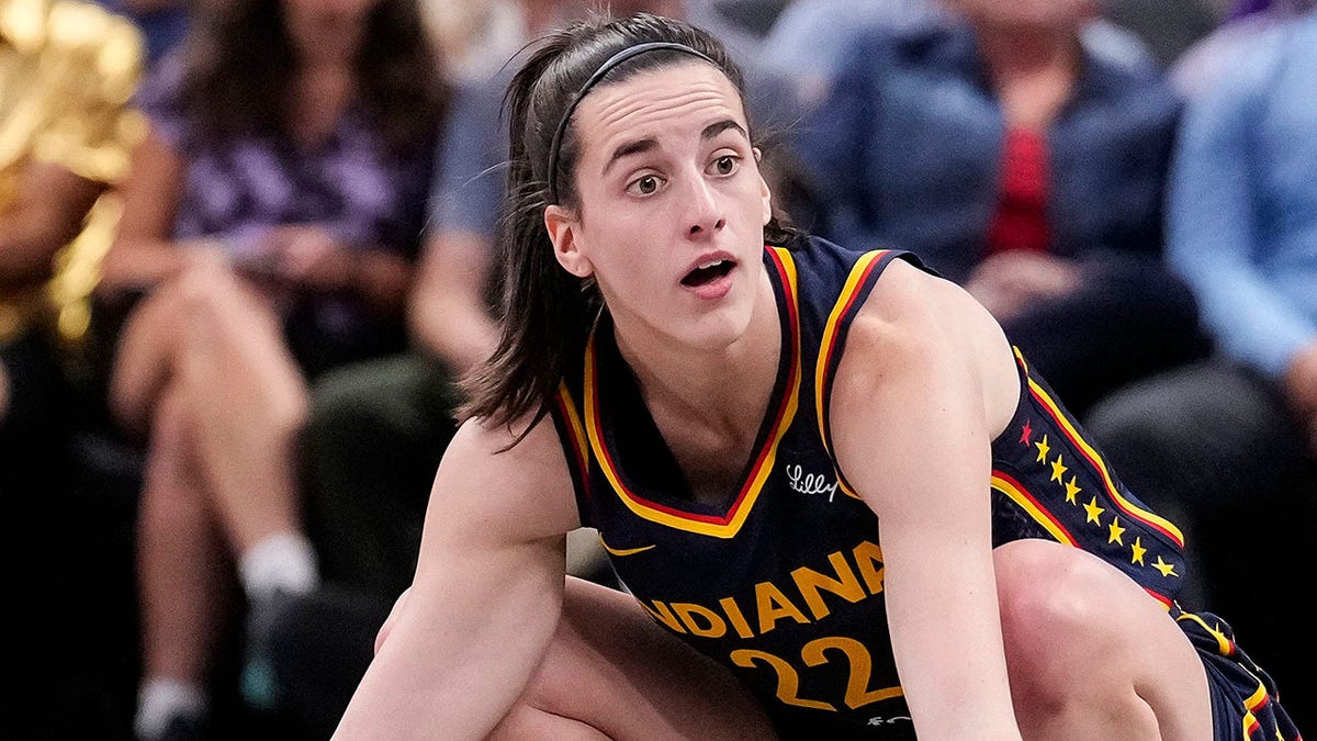 Caitlin Clark can break more records and commit a technical foul without a  suspension in regular-season finale | Fox News