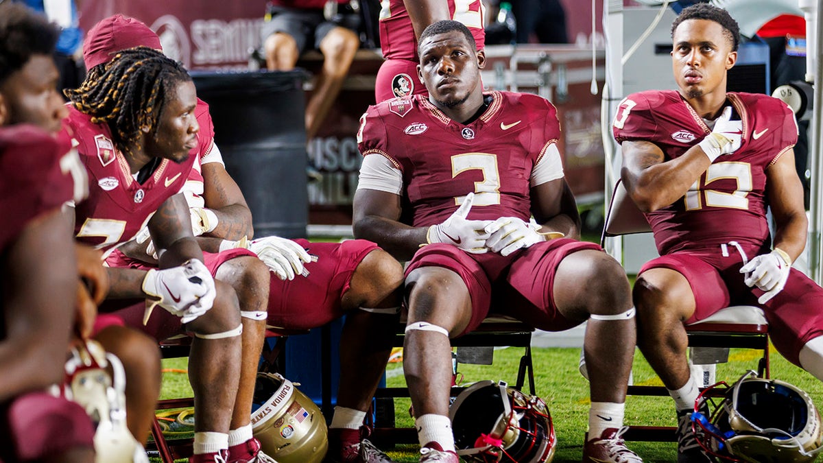 Florida State players dejected