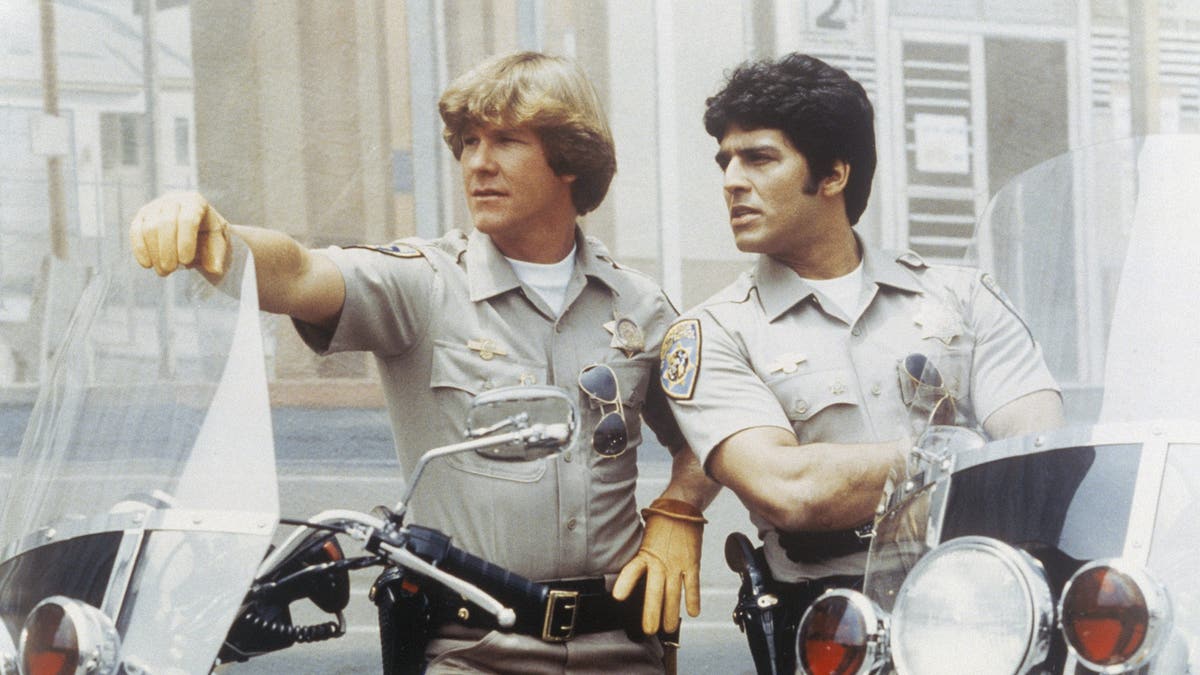 Larry Wilcox as Officer Jon Baker, Erik Estrada as Officer Francis Llewellyn 'Ponch' Poncherello