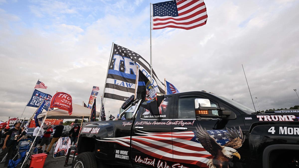 Apoiadores de Trump em Long Island 