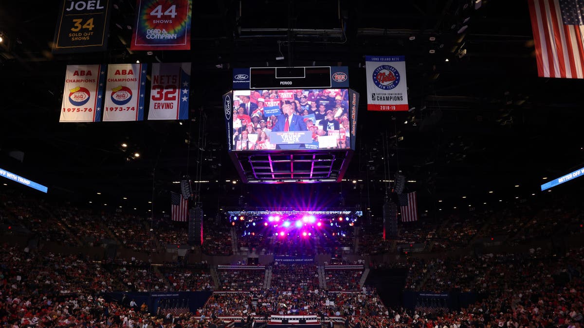 Mitin de Trump en Long Island