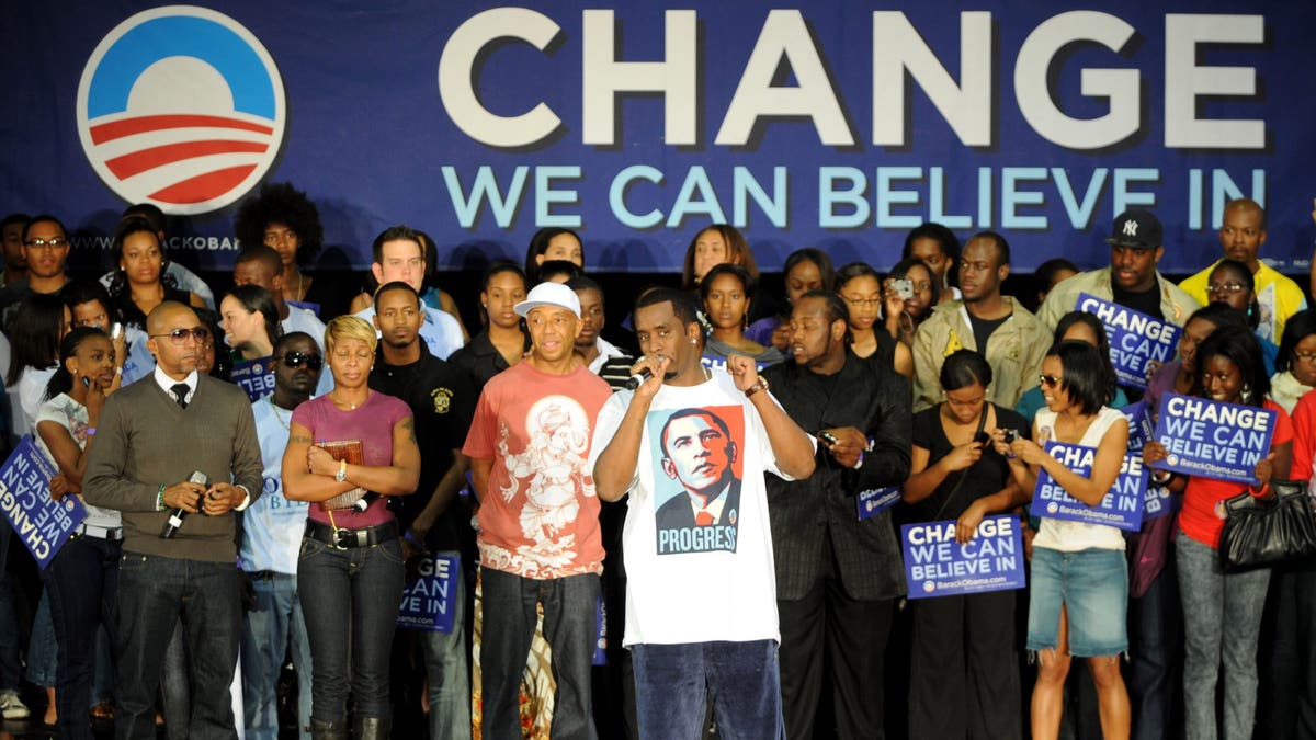 Sean Combs haciendo campaña por Obama en 2008