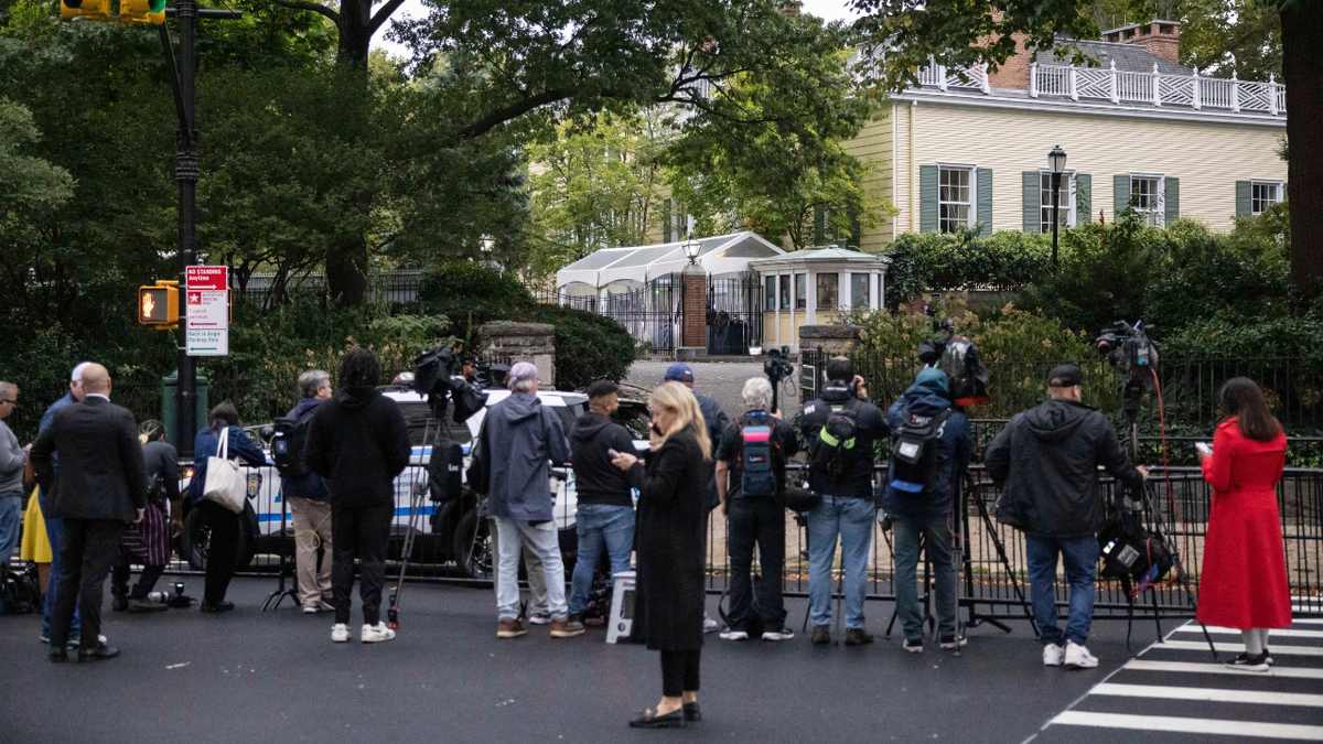 Crowd in front of Gracie Mansion