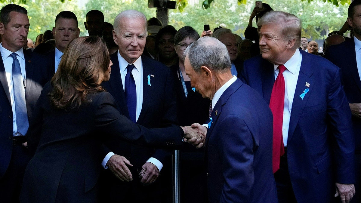 Harris Trump se da la mano en la conmemoración del 11-S