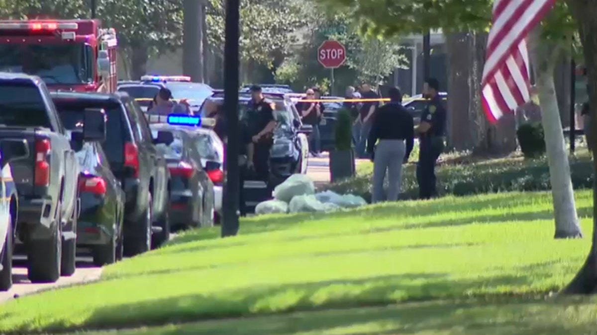 Houston location  invasion, constabulary  shootout scene