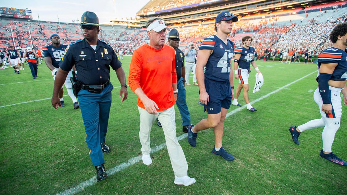 Hugh Freeze se marcha