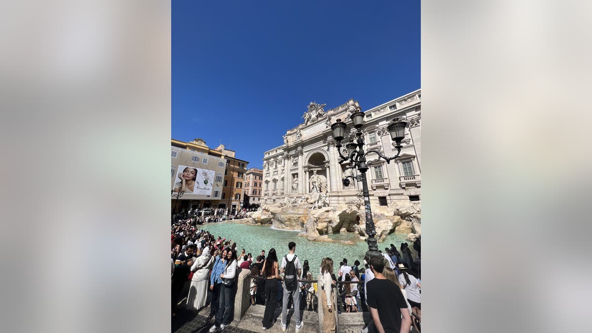 fuente de trevi Roma