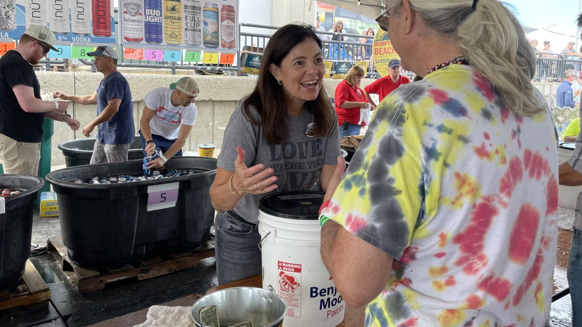 Former Sen. Kelly Ayotte is the frontrunner for the GOP gubernatorial nomination in New Hampshire