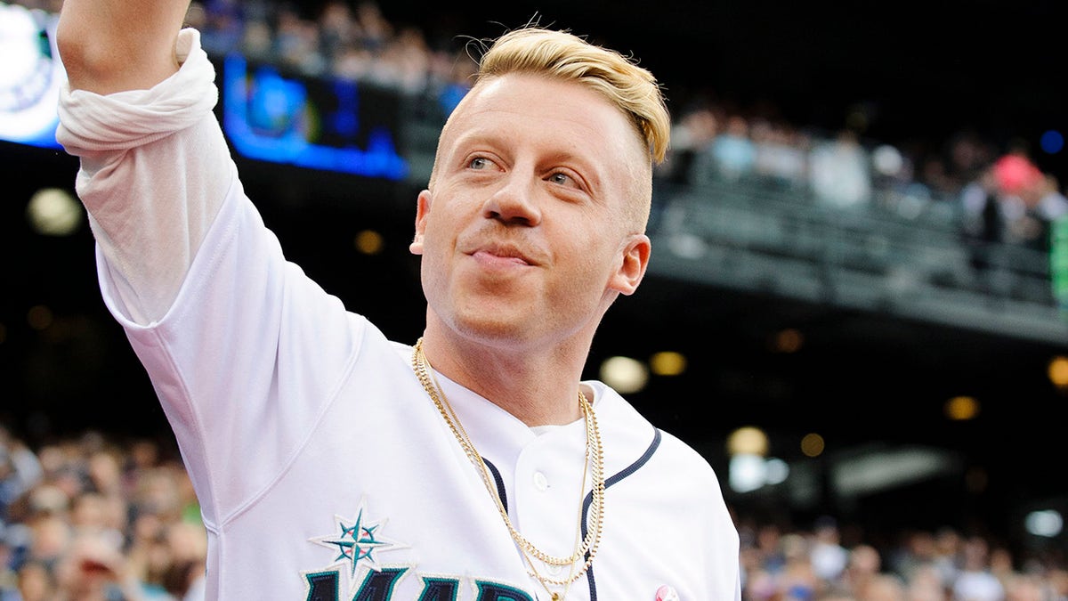 Macklemore waves