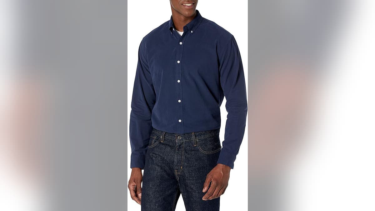 Pair this classic oxford shirt with joggers for a trendy look.