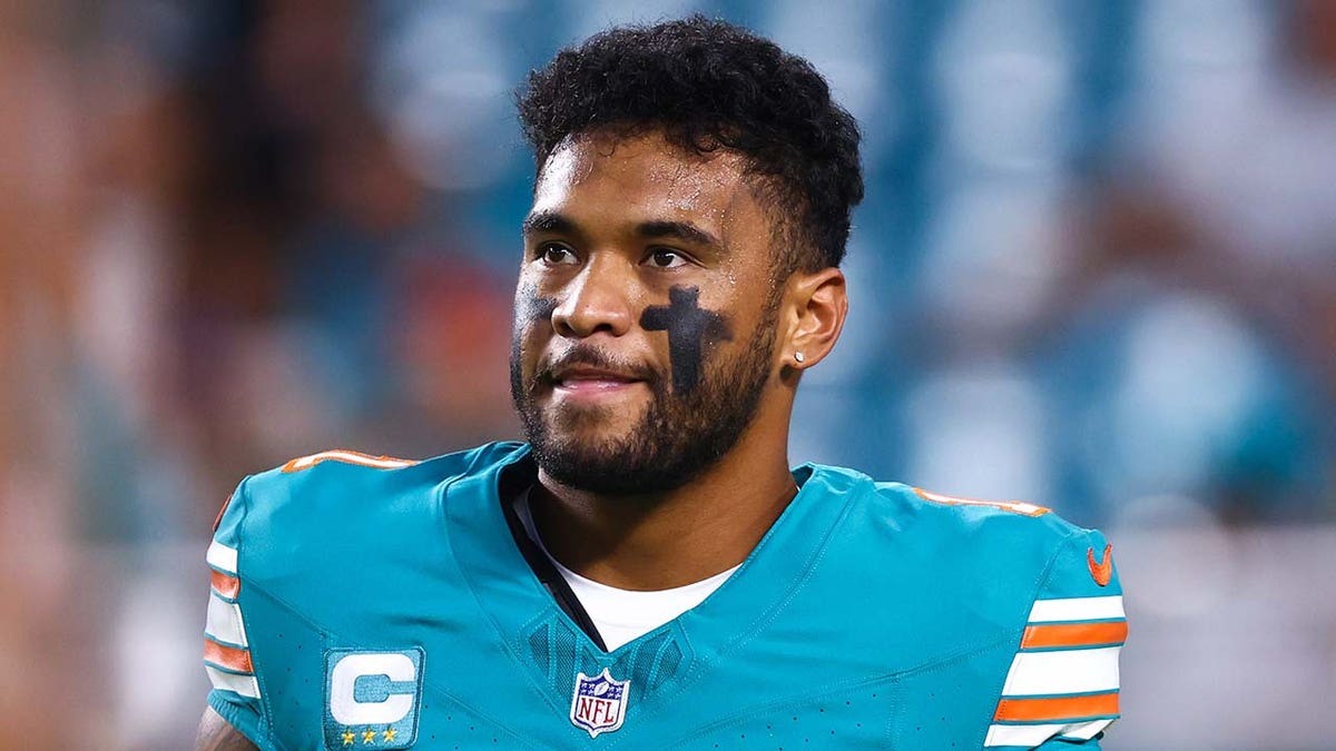 Dolphins quarterback Tua Tagovailoa has 'no plans to retire': report | Fox News