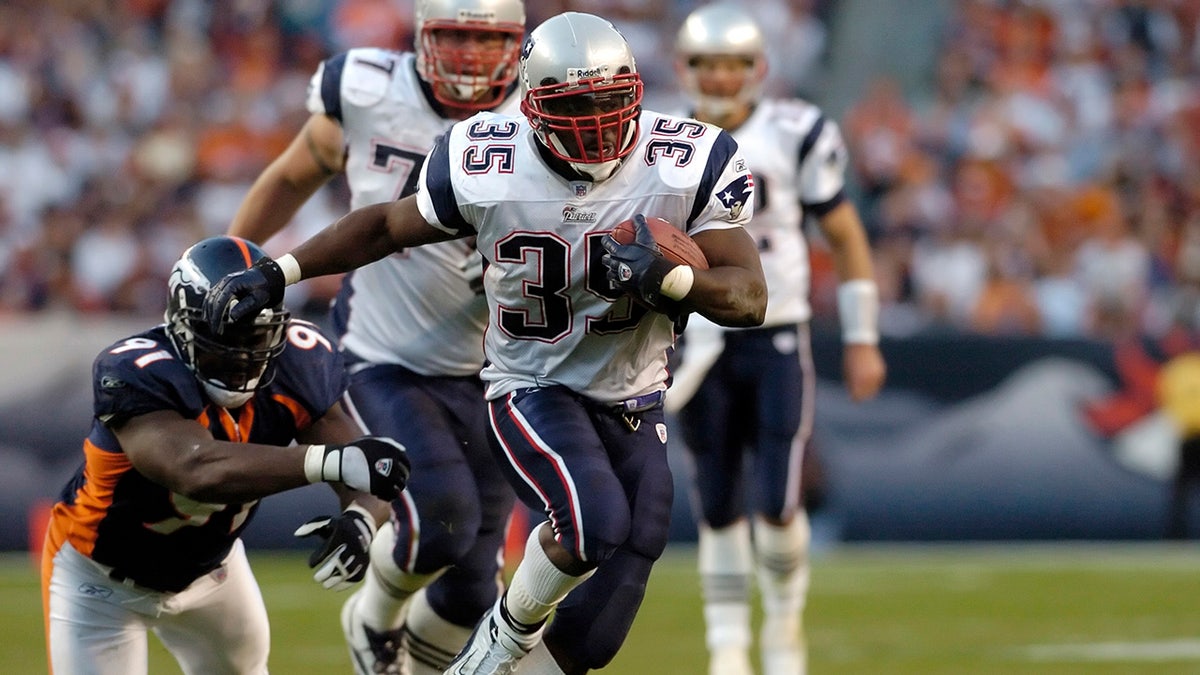 Former Patriots fullback Patrick Pass arrested for allegedly shoving ...