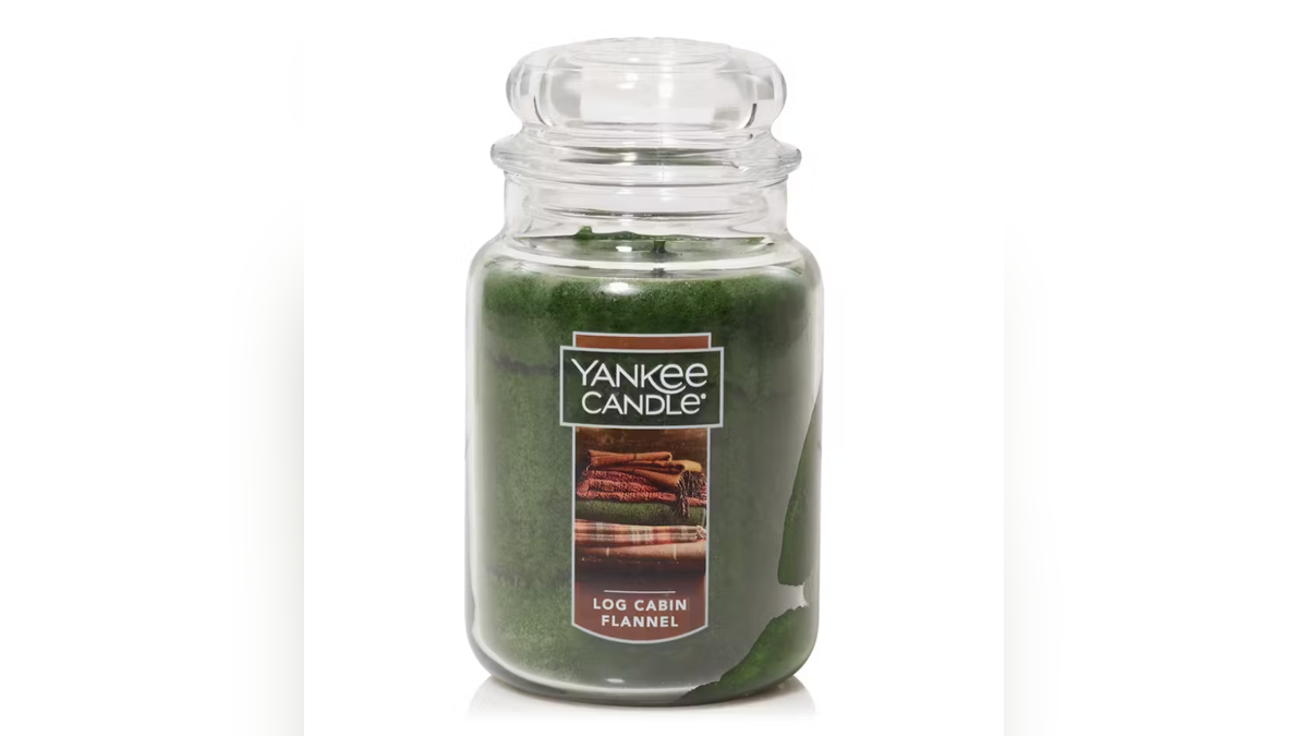 This is the perfect candle for all fall and winter.?