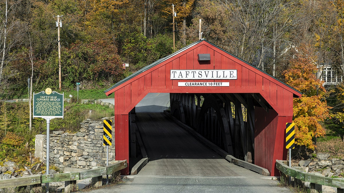 Covered bridge Vermont