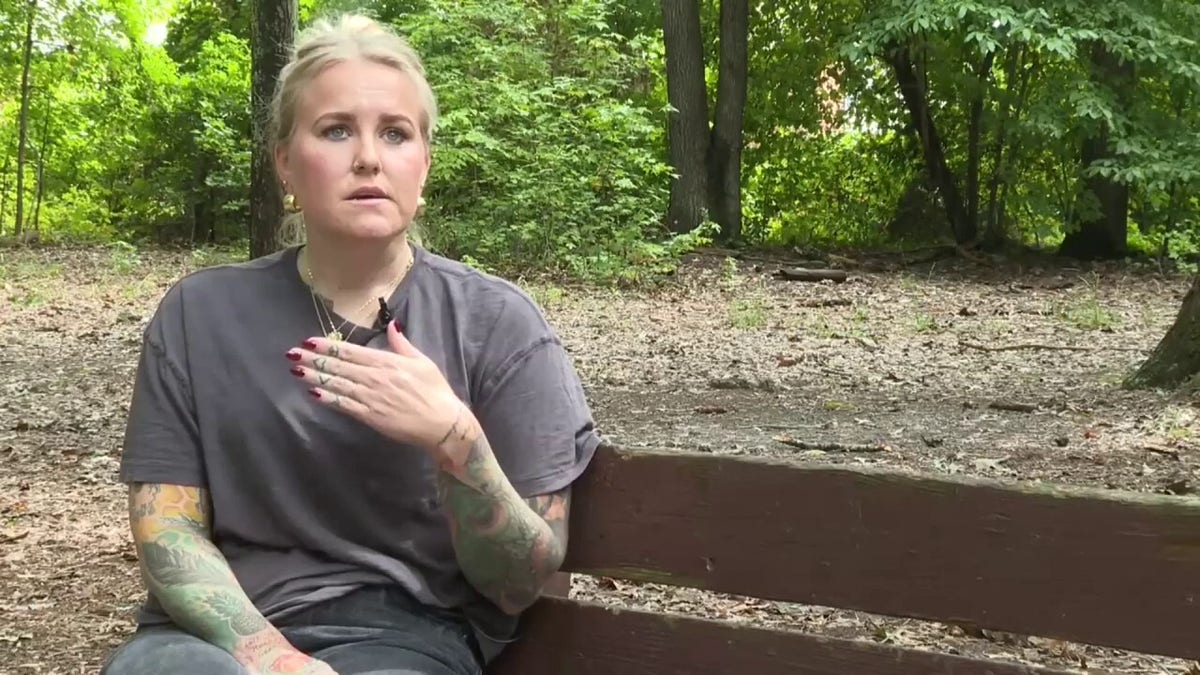 Virginia mother speaks out about school photographer