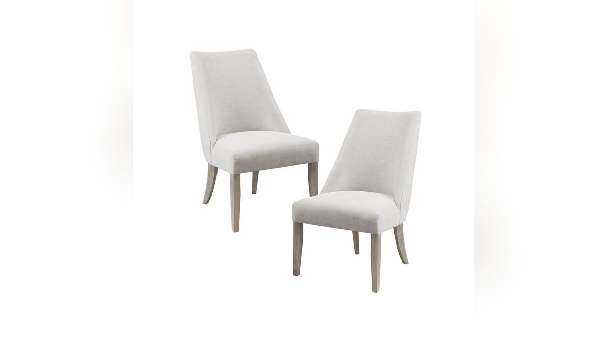 Try these beauteous  broadside  chairs.